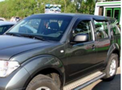 Дефлектора боковых окон NISSAN PATHFINDER,  4 Door 2004- DARK SMOKE - Темные "SIM"